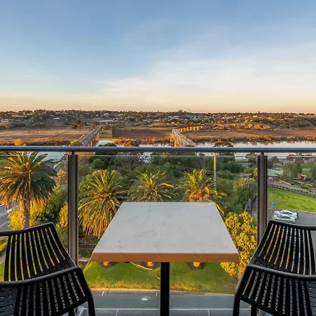 Bridgeport Hotel Murray Bridge Exterior photo