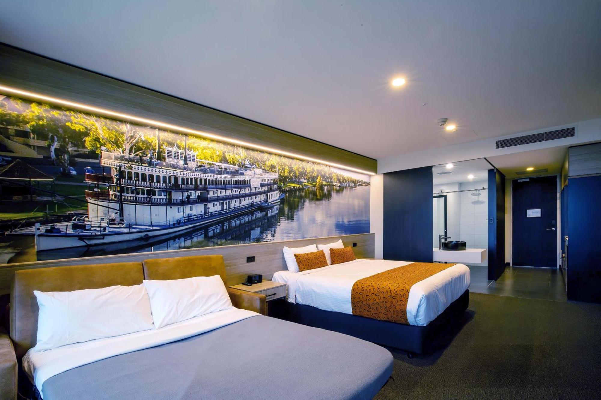 Bridgeport Hotel